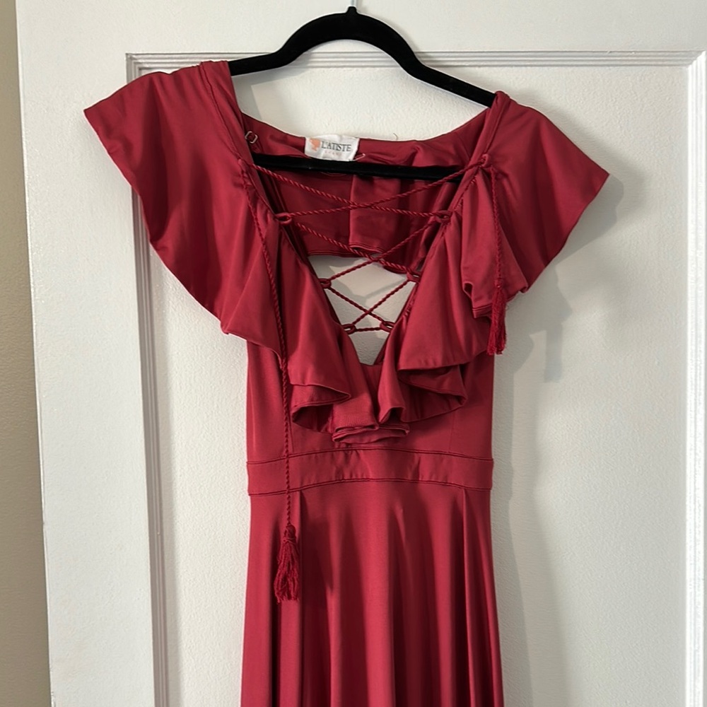 Elegant Red Ruffled Dress - Picture 2 of 4